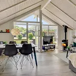3 Bedroom Cozy In Sydals *